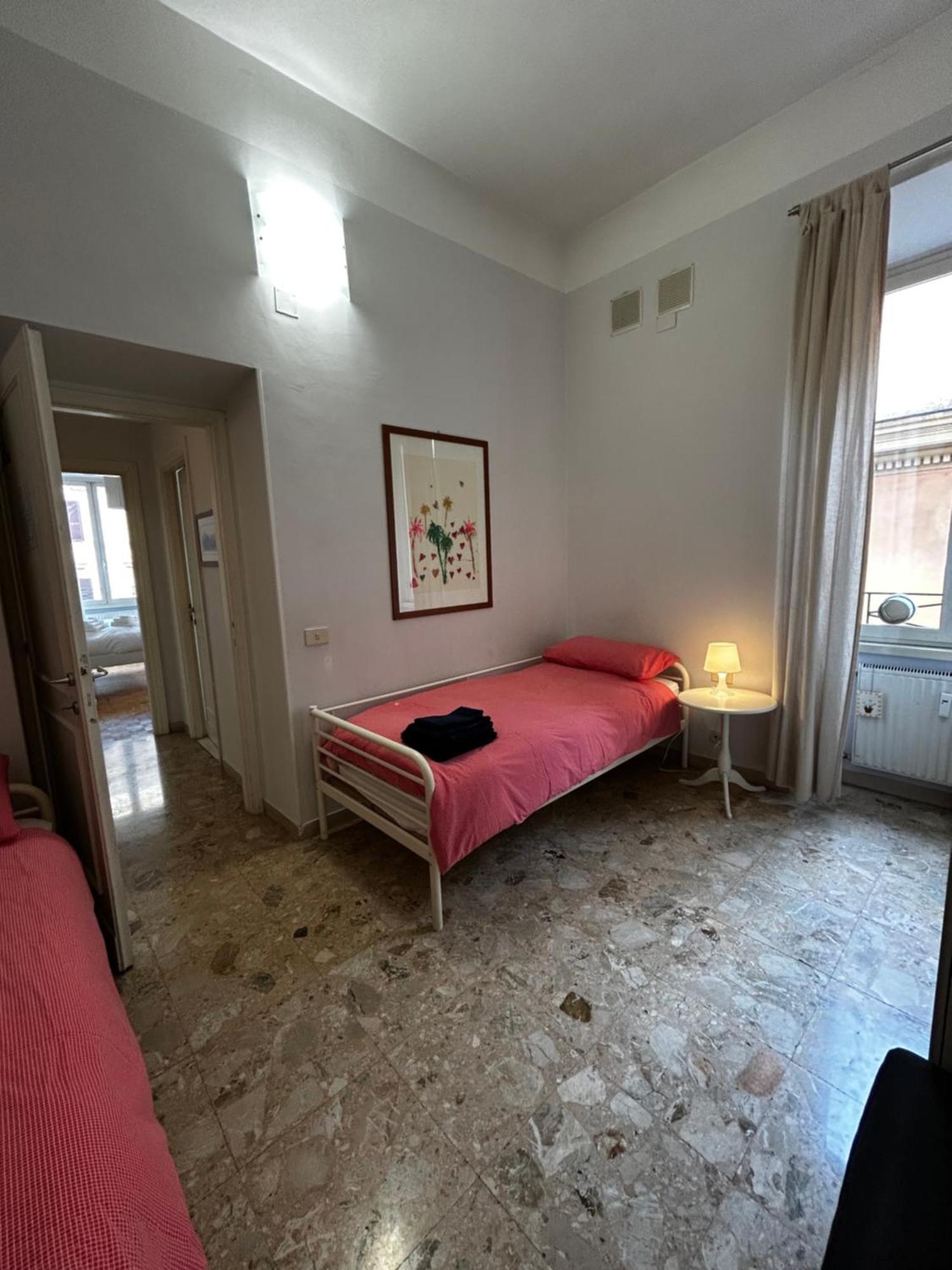 Vatican Attic 로마 외부 사진